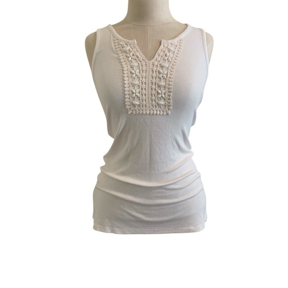 Beach Inc. Tops - White Sleeveless Tank with Lace Detail